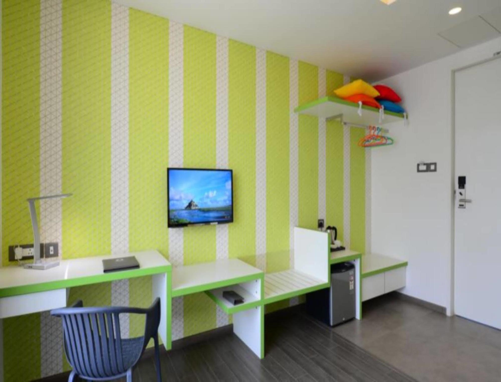 The Lime Boutique Suites Haiderabad Buitenkant foto